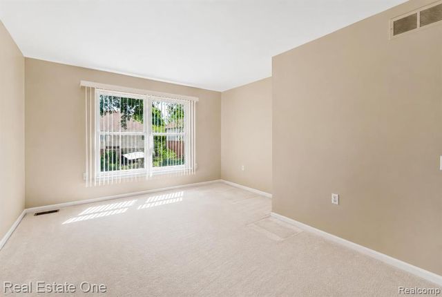 3622 Camden Court, Auburn Hills, MI 48326