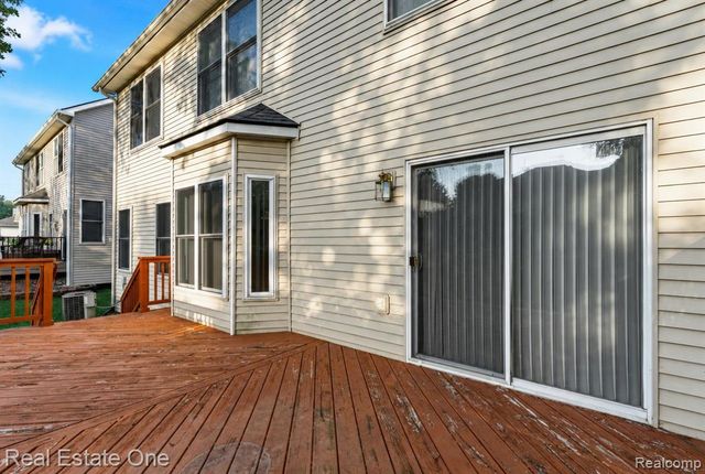 3622 Camden Court, Auburn Hills, MI 48326
