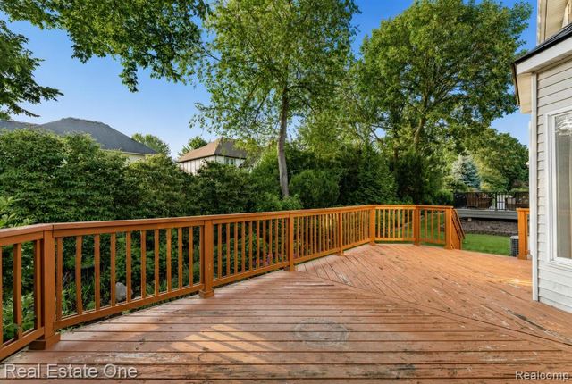 3622 Camden Court, Auburn Hills, MI 48326