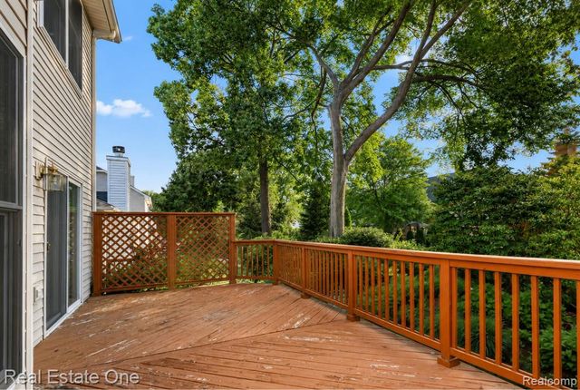 3622 Camden Court, Auburn Hills, MI 48326