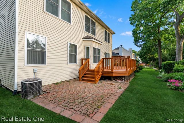 3622 Camden Court, Auburn Hills, MI 48326