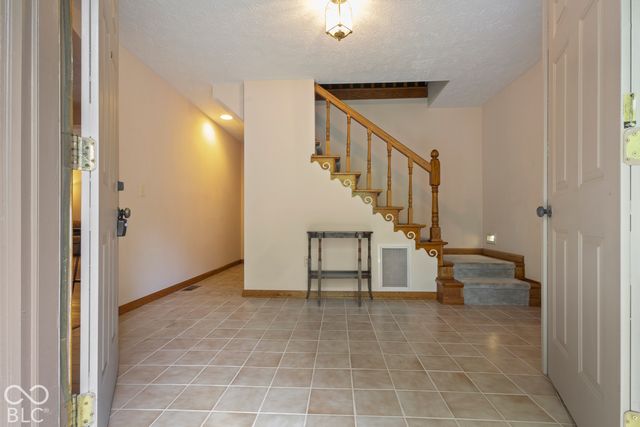 3022 Walnut Court, Greenfield, IN 46140