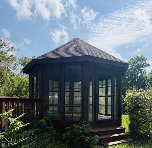 3022 Walnut Court, Greenfield, IN 46140