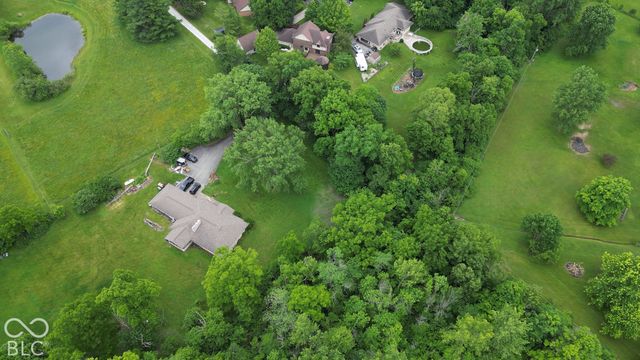 3022 Walnut Court, Greenfield, IN 46140