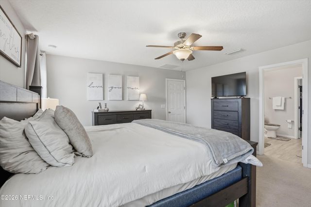 29 AUBURN OAKS Road W, Jacksonville, FL 32218