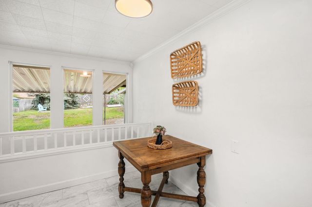6020 N Douglas Dr, Spokane, WA 99205