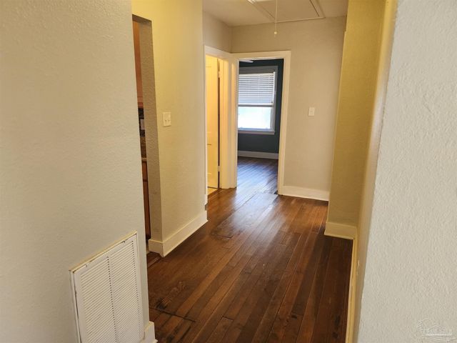 1100 E Hernandez St, Pensacola, FL 32503