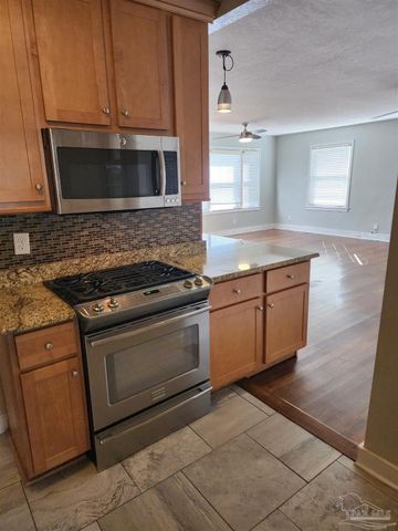 1100 E Hernandez St, Pensacola, FL 32503