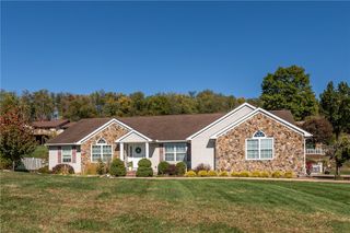 2024 Lexington Dr, Dunbar Twp, PA 15425