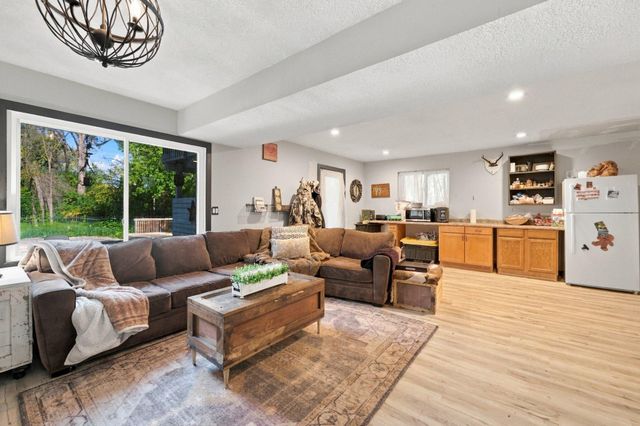 2060 Bridge Spur, Shakopee, MN 55379