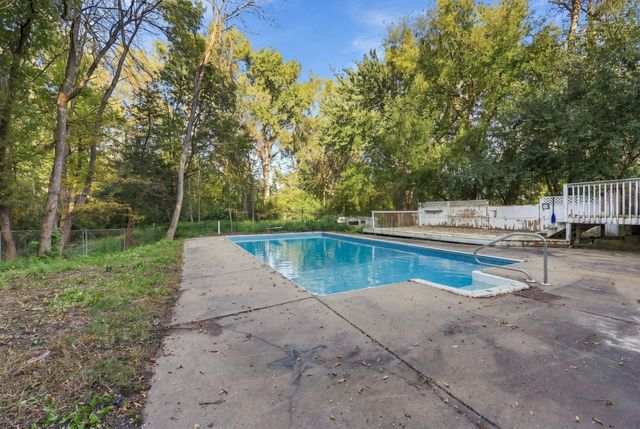 2060 Bridge Spur, Shakopee, MN 55379