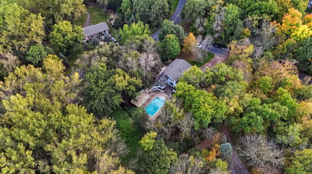 2060 Bridge Spur, Shakopee, MN 55379