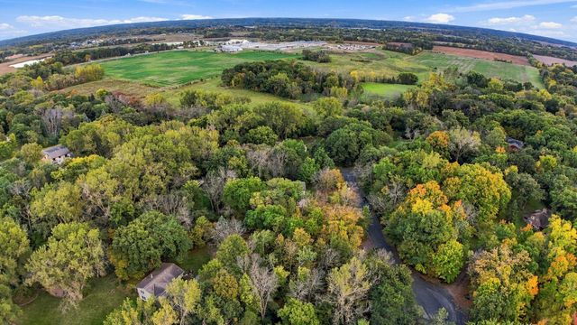 2060 Bridge Spur, Shakopee, MN 55379