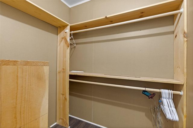 141 Leaning Oak Drive, Point Blank, TX 77364