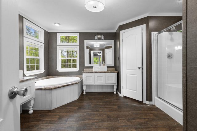 141 Leaning Oak Drive, Point Blank, TX 77364