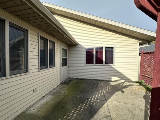 421 South Street, Paynesville, MN 56362