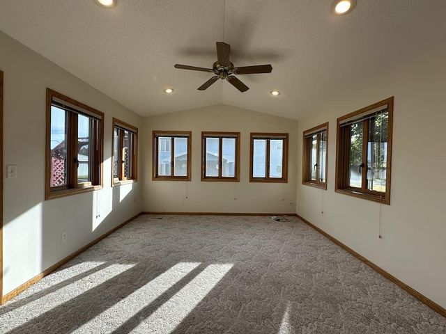 421 South Street, Paynesville, MN 56362