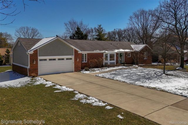 26170 Steele Road, Farmington Hills, MI 48331