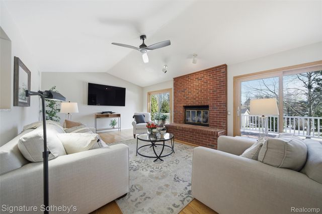 26170 Steele Road, Farmington Hills, MI 48331