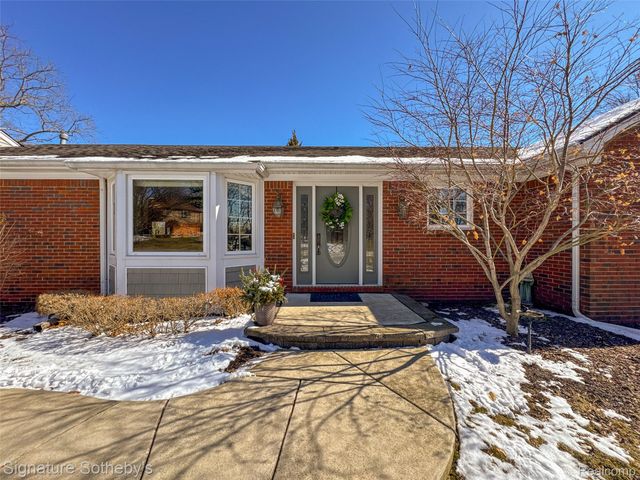 26170 Steele Road, Farmington Hills, MI 48331