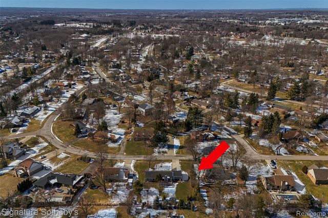 26170 Steele Road, Farmington Hills, MI 48331