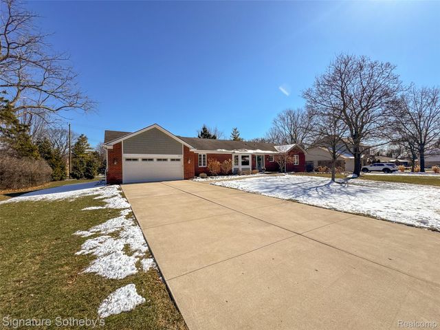 26170 Steele Road, Farmington Hills, MI 48331