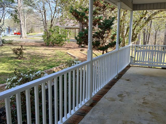 653 Ponder Ln, Smithville, TN 37166