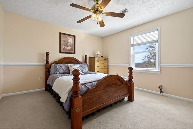 653 Ponder Ln, Smithville, TN 37166