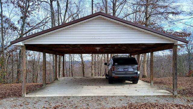 653 Ponder Ln, Smithville, TN 37166