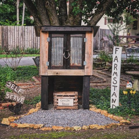 653 Ponder Ln, Smithville, TN 37166