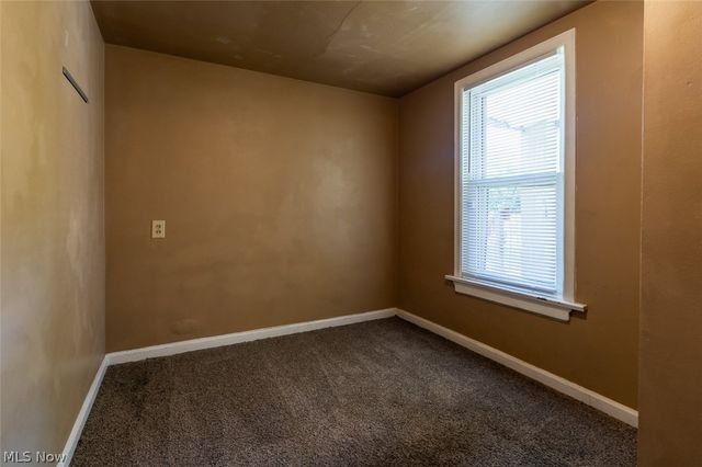 2157 18th Street SW, Akron, OH 44314