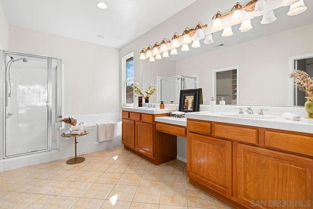 987 Palencia Ct, Chula Vista, CA 91910