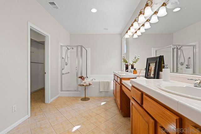 987 Palencia Ct, Chula Vista, CA 91910