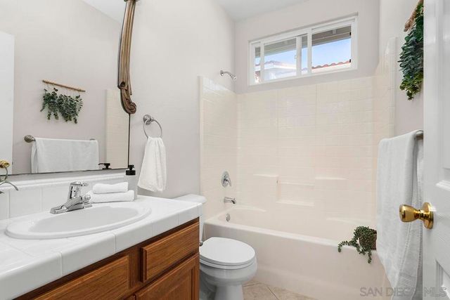 987 Palencia Ct, Chula Vista, CA 91910