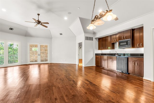 6406 Glendora Avenue, Dallas, TX 75230