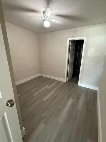 5612 LARIMER DRIVE, Tampa, FL 33615
