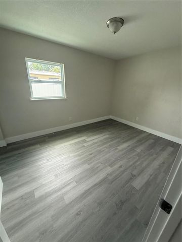 5612 LARIMER DRIVE, Tampa, FL 33615