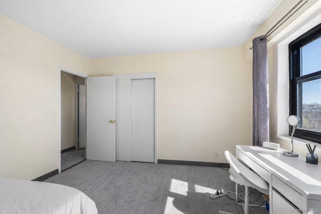 33-65 14th Street 8C, Astoria, NY 11106