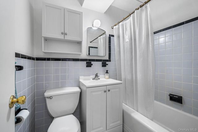 33-65 14th Street 8C, Astoria, NY 11106