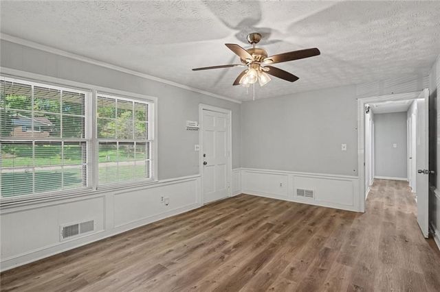 6982 Knollwood Drive, Morrow, GA 30260