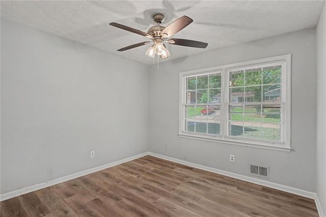6982 Knollwood Drive, Morrow, GA 30260