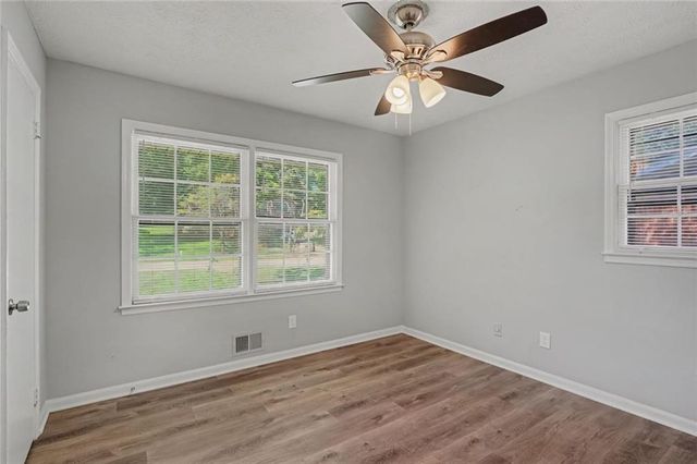 6982 Knollwood Drive, Morrow, GA 30260