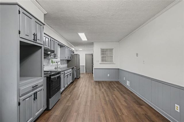 6982 Knollwood Drive, Morrow, GA 30260