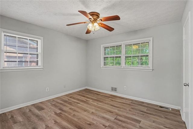 6982 Knollwood Drive, Morrow, GA 30260