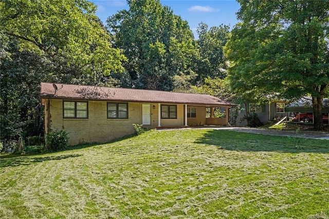 6982 Knollwood Drive, Morrow, GA 30260
