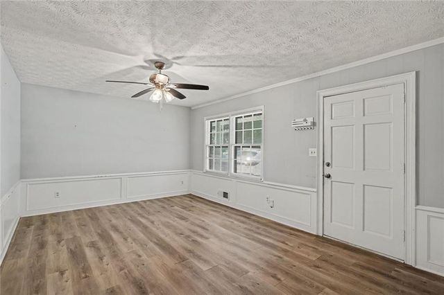 6982 Knollwood Drive, Morrow, GA 30260