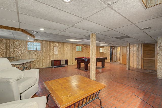 1630 E 92nd Place, Chicago, IL 60617