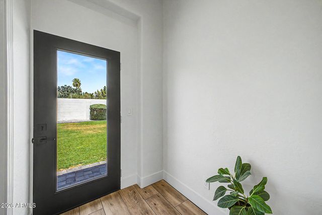1952 W MEAD Court, Chandler, AZ 85248