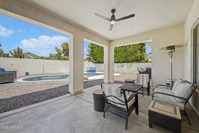 1952 W MEAD Court, Chandler, AZ 85248