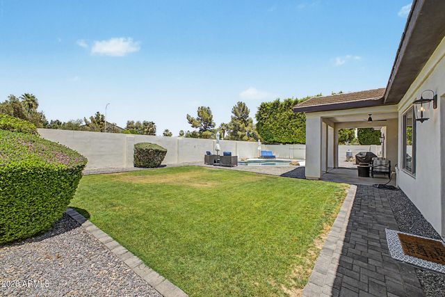 1952 W MEAD Court, Chandler, AZ 85248